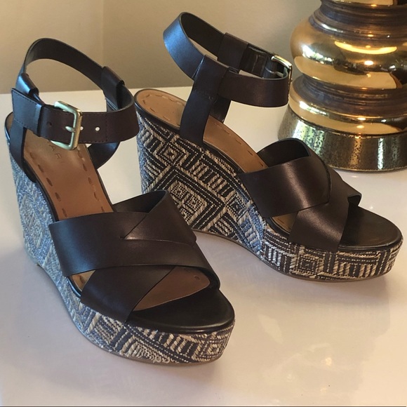 Tahari Stevie Brown Leather Wedge-Pre❤️’d - Picture 1 of 6